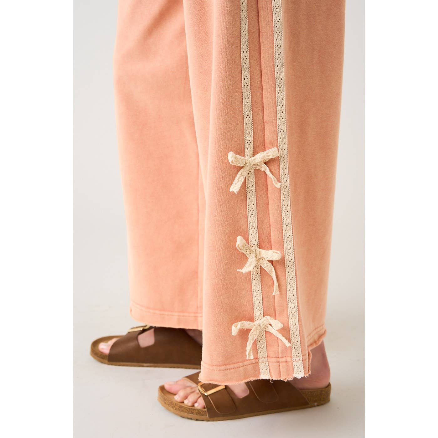 Side Stripe Bow Pants