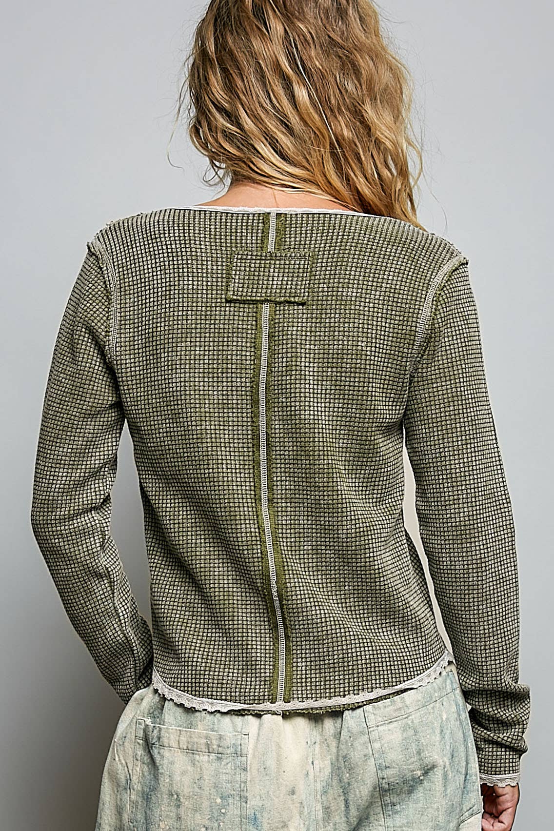 Pol: Overlock Trim Top