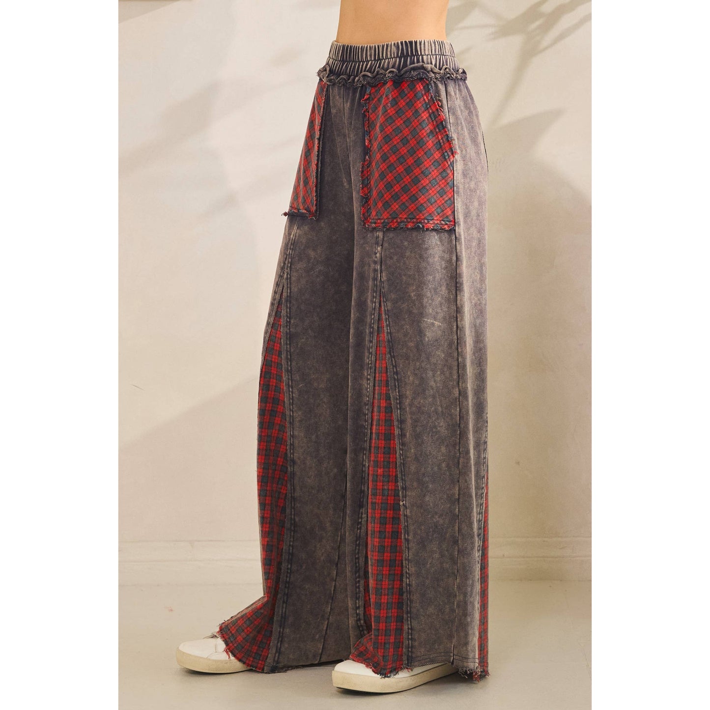 GRUNGE PLAID WIDE-LEG PANTS