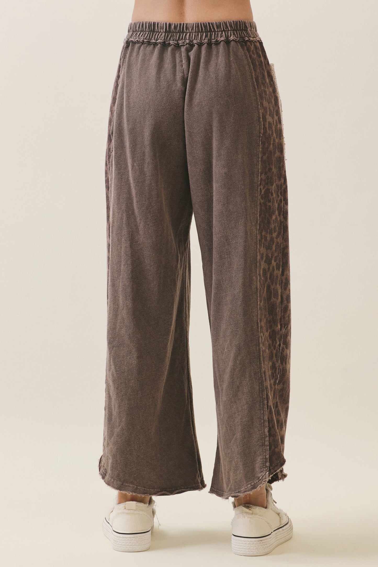 Leopard Cropped Pants