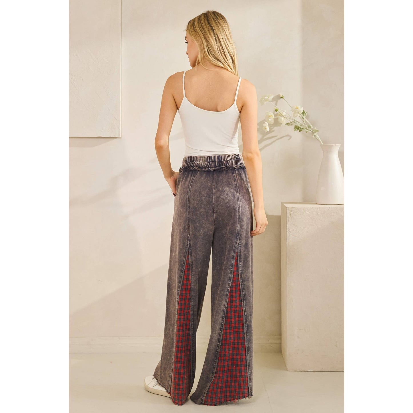 GRUNGE PLAID WIDE-LEG PANTS