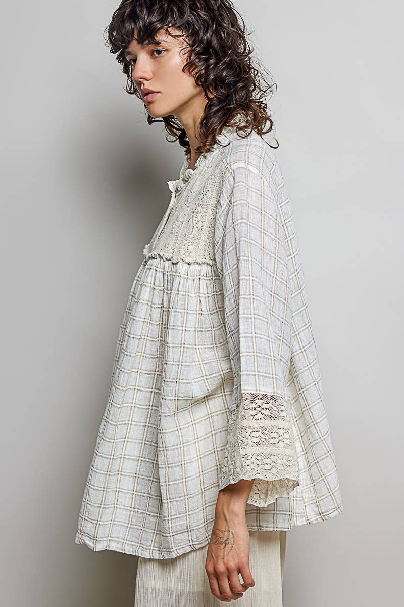 POL: Flowy Lace  Blouse