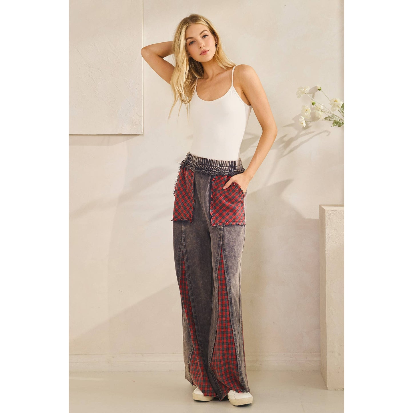 GRUNGE PLAID WIDE-LEG PANTS