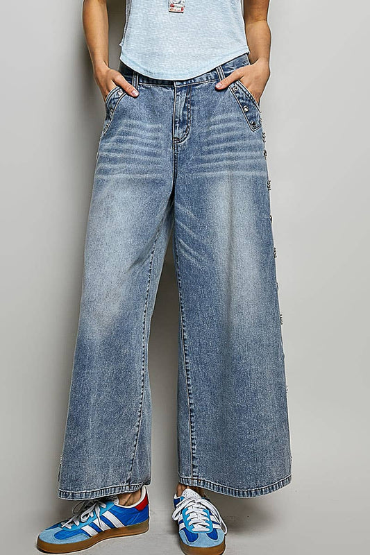 Pol: Eyelet Studded Jeans