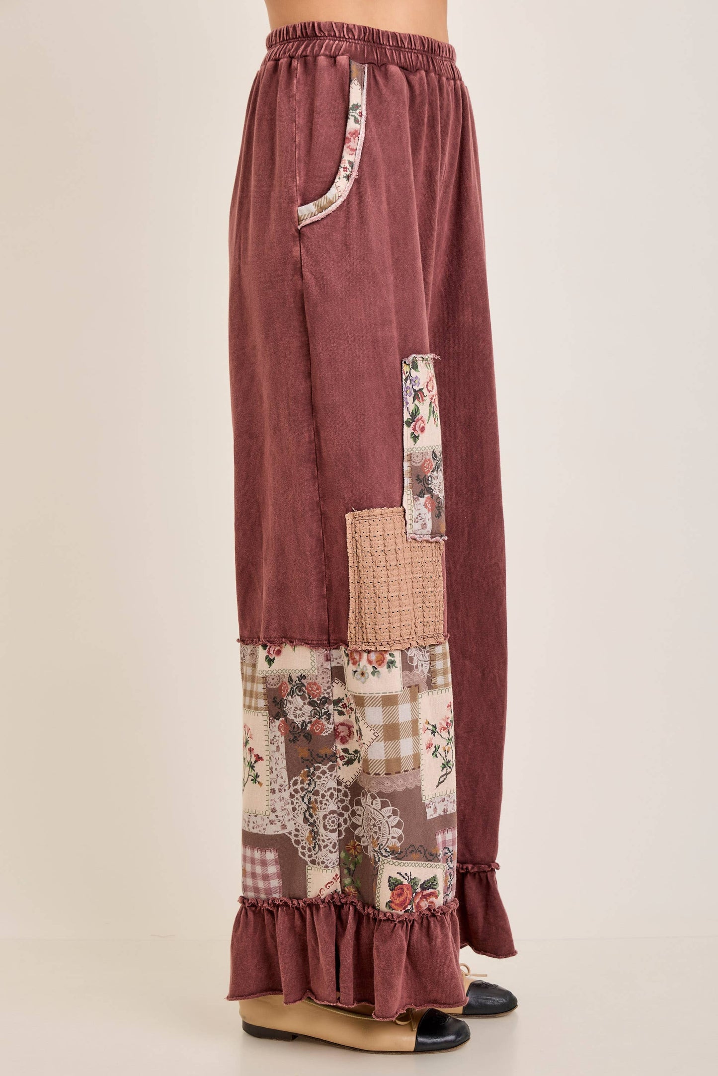 Nostalgia Ruffle Pants