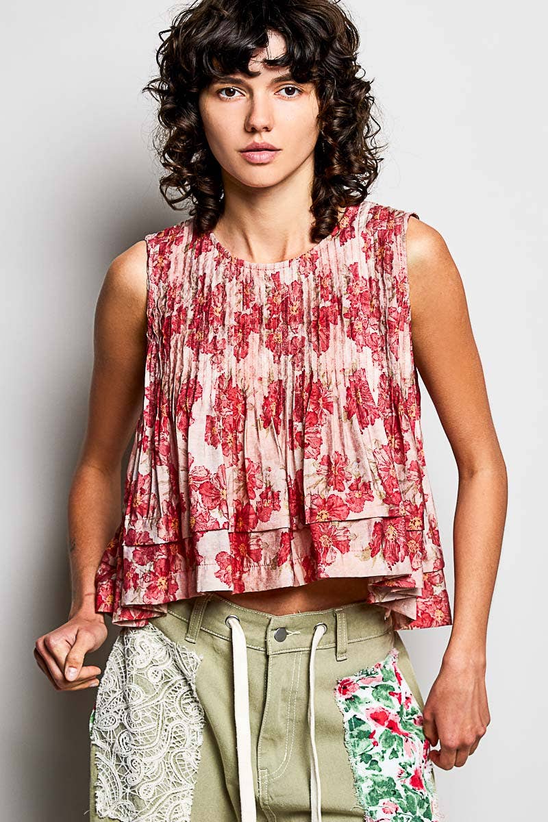 POL: Pintuck Floral Top