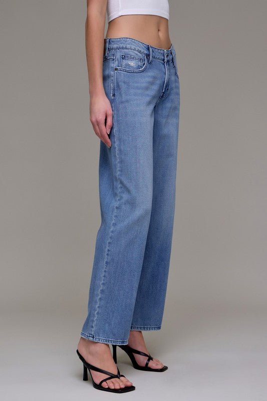 Nori Mid-rise Jeans