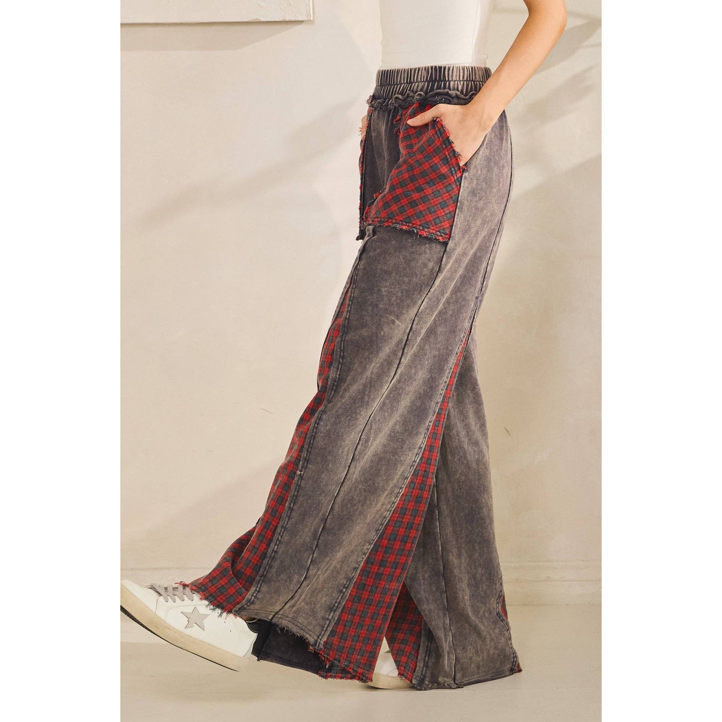 GRUNGE PLAID WIDE-LEG PANTS