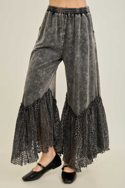 Romance Lace Pants