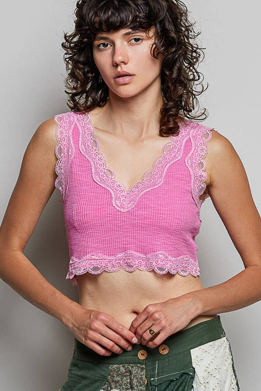 Pol: Lace Trim Crop Top