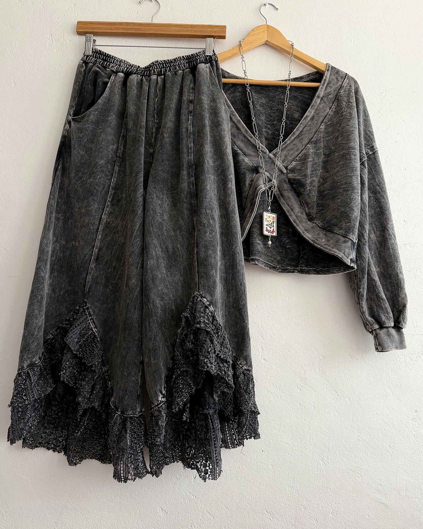 Lace Cropped Ruffles