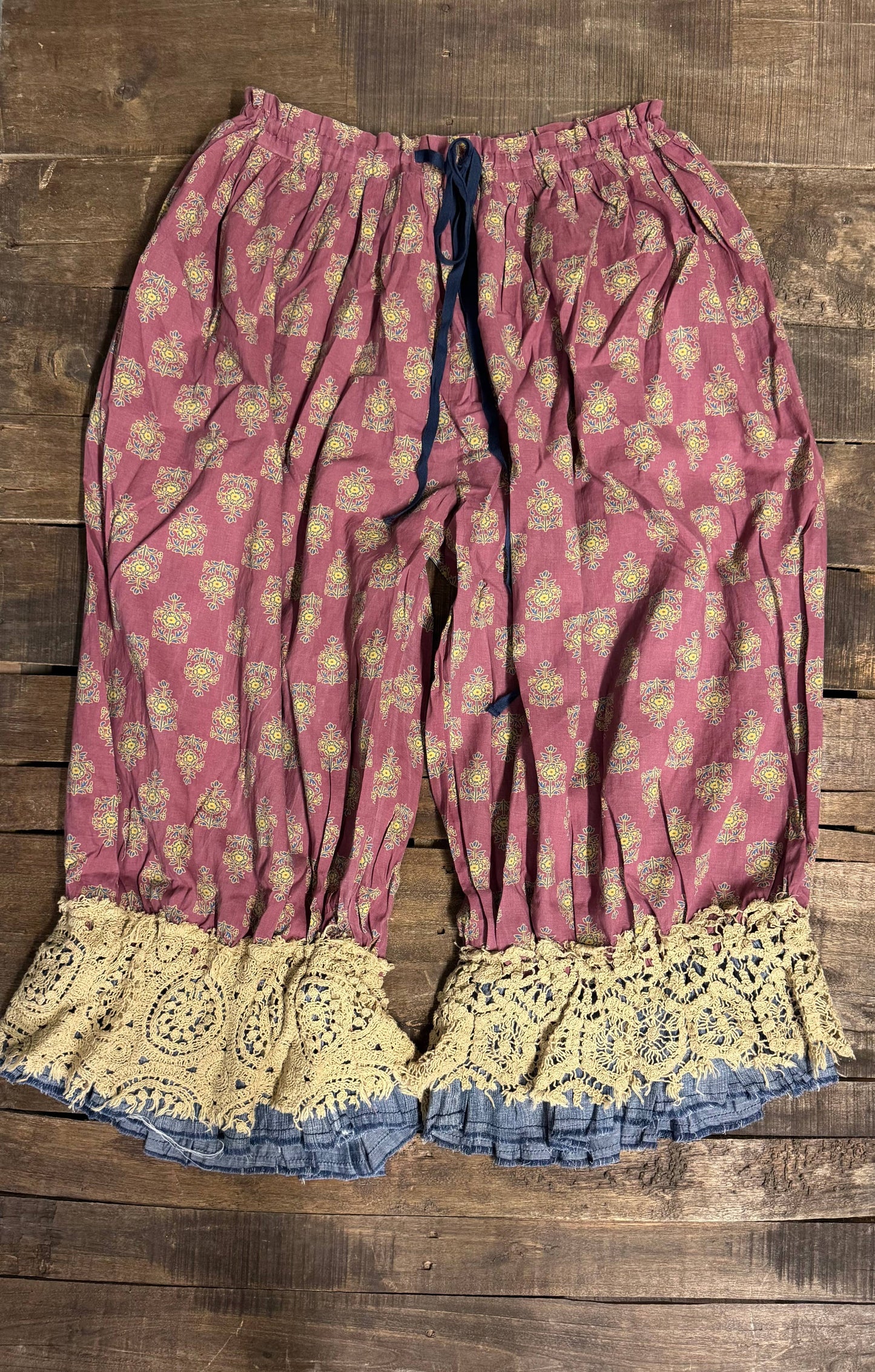 Jaded Gypsy Heirloom Dreams Bloomers - Berry
