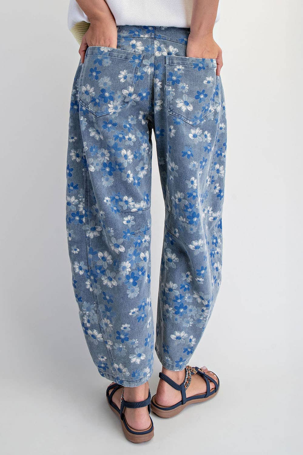GOOD LUCK PRINTED BARREL JEANS
