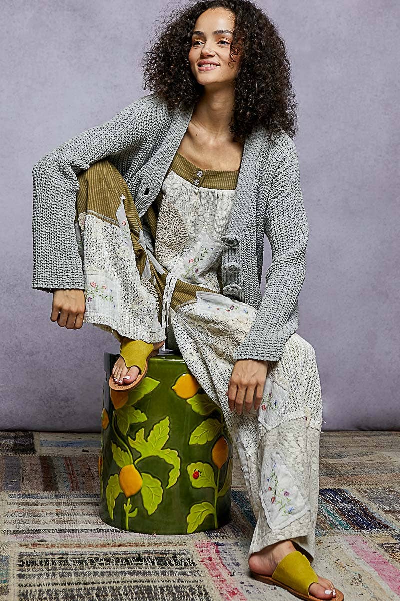 Pol: Flower Button Cardi