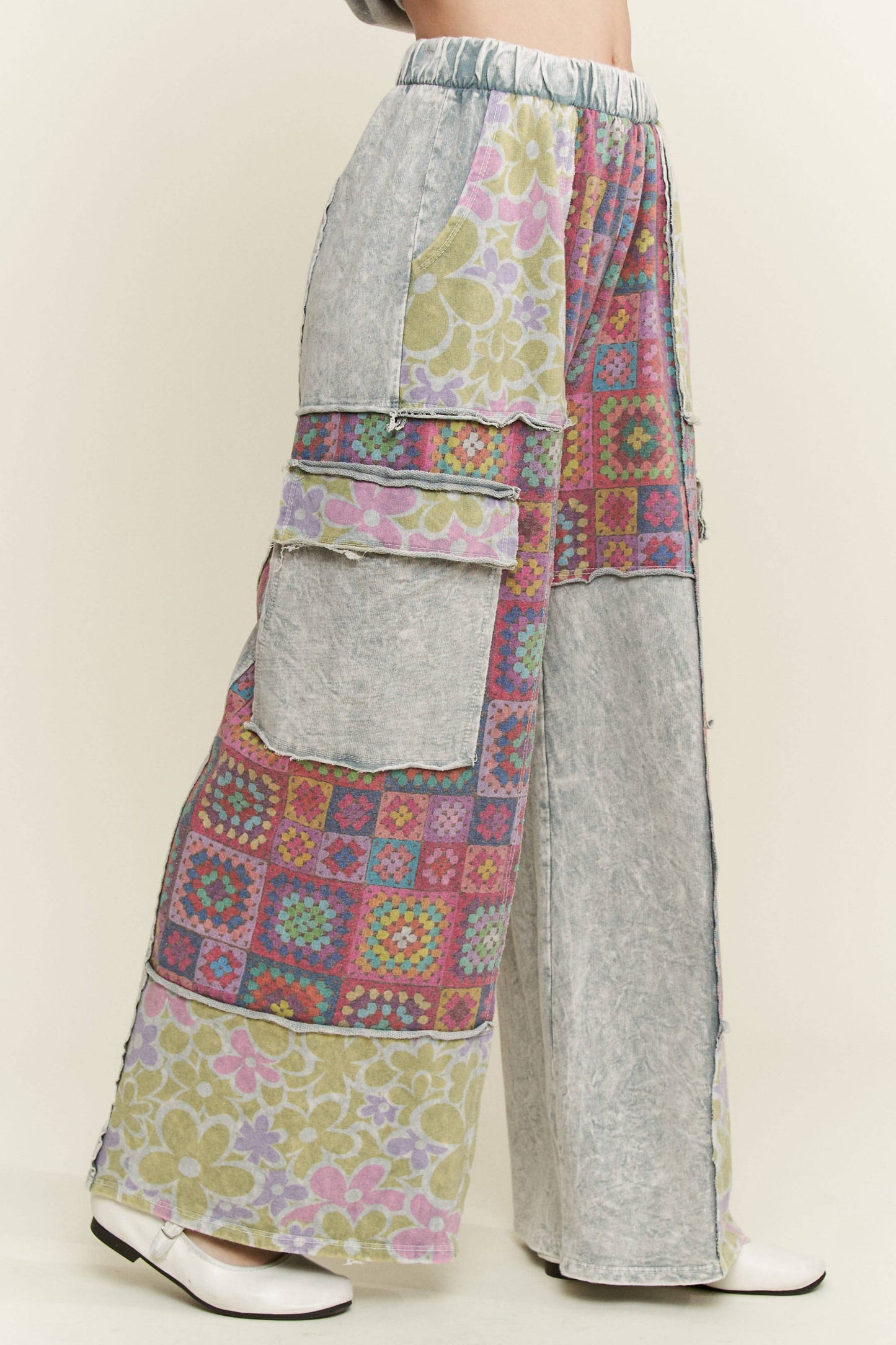 Crochet Print Washed Pants