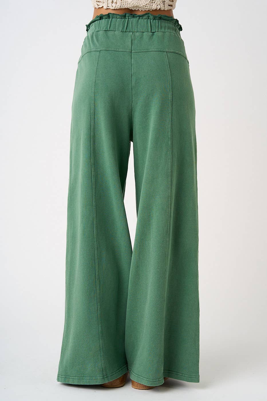 SEAM DETAIL WIDE LEG PANTS
