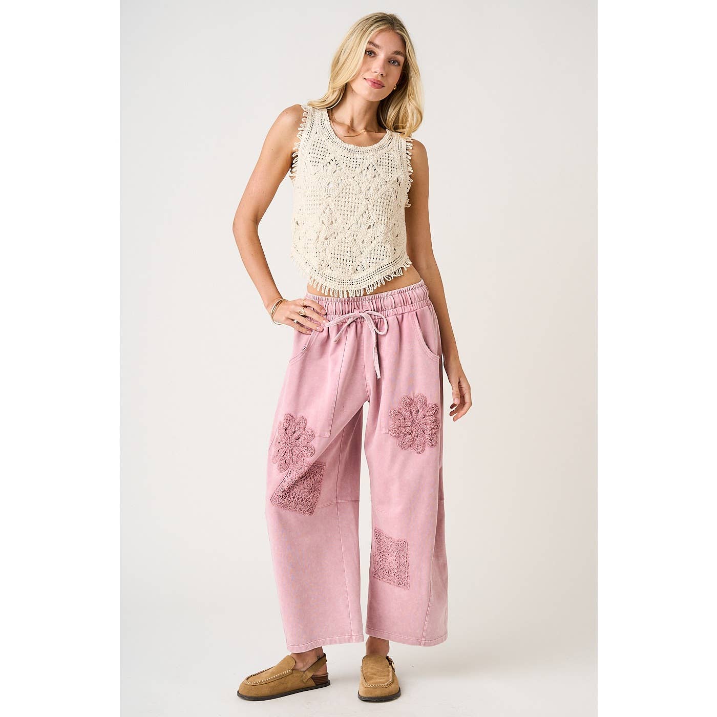 CROCHET PATCH BARREL SWEATS