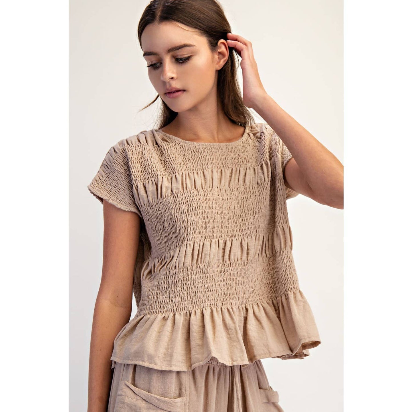 RUCHED CREW NECK TOP