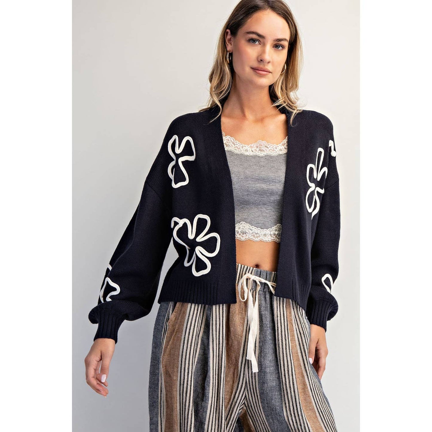 FLORAL MOTIF CROP CARDIGAN