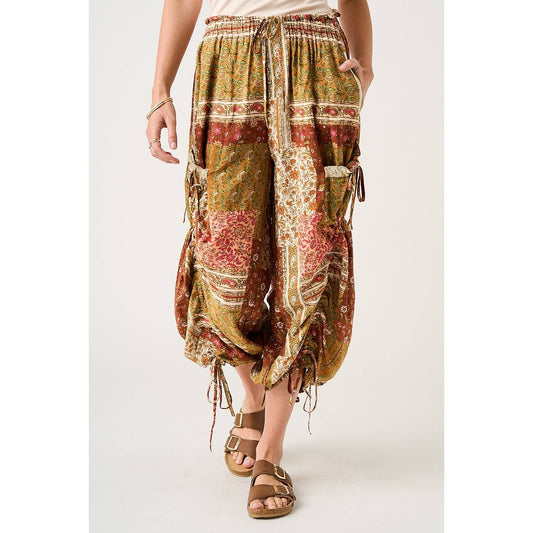 PATCH PRINT PANTS