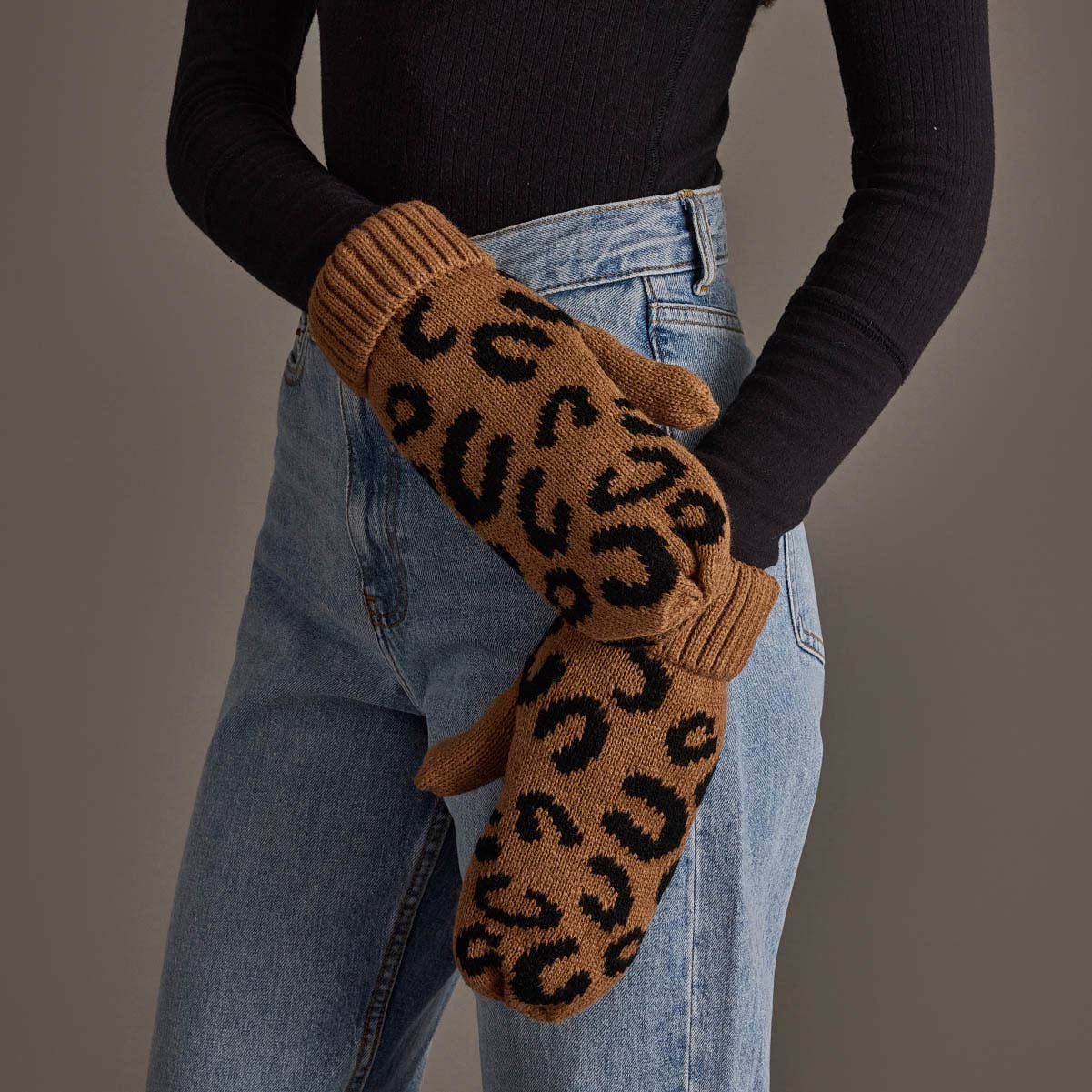 Camel Leopard  Mittens