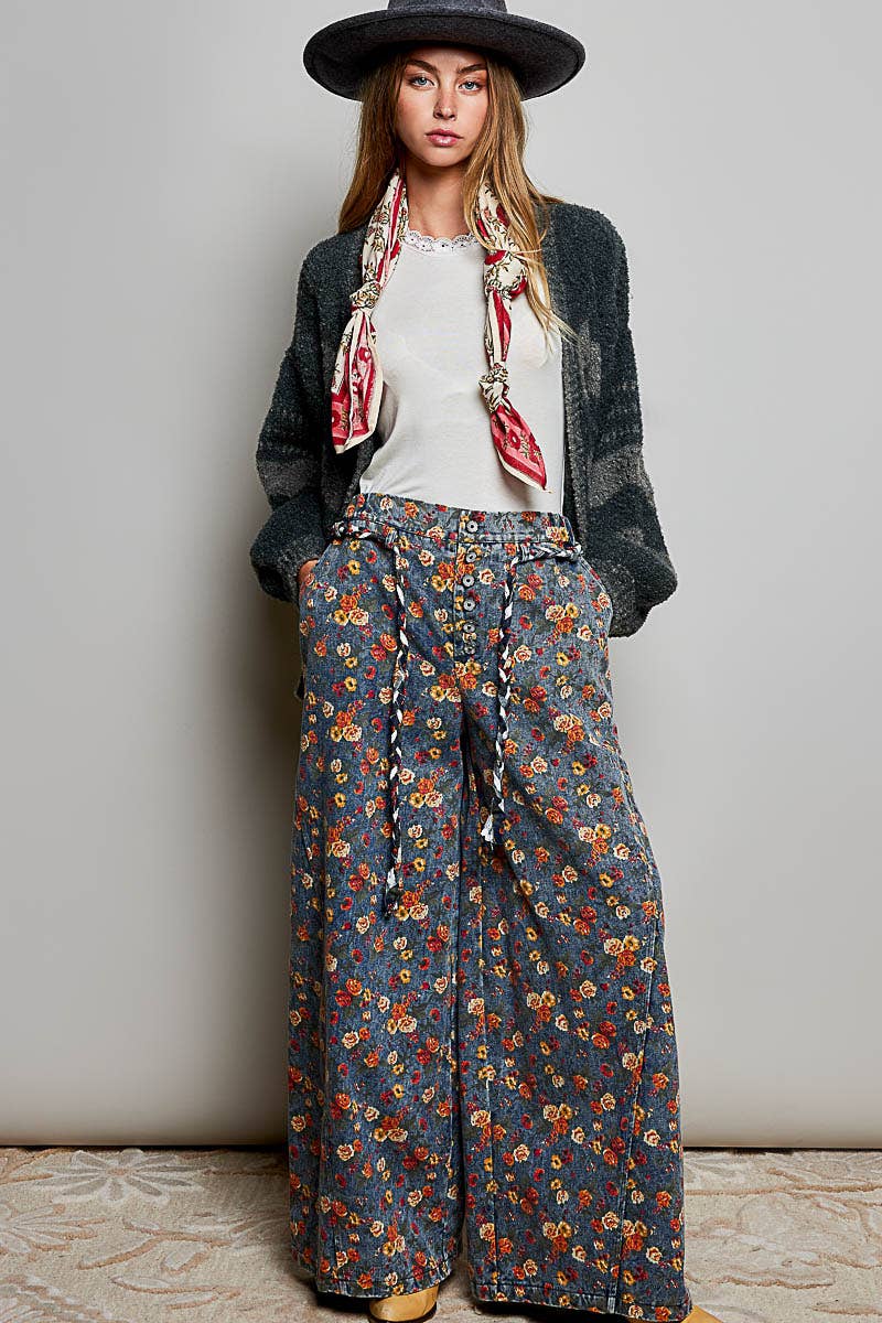 POL: Scalloped Edge Cardi
