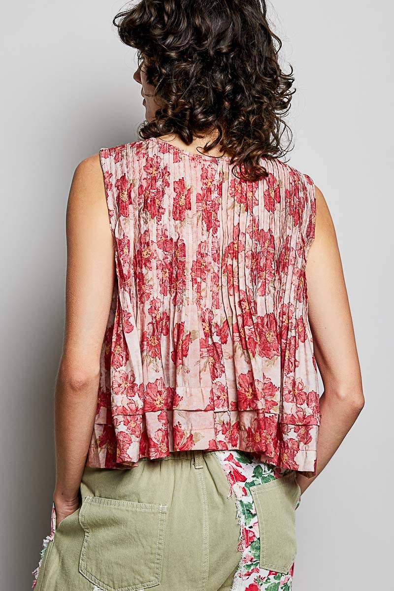 POL: Pintuck Floral Top
