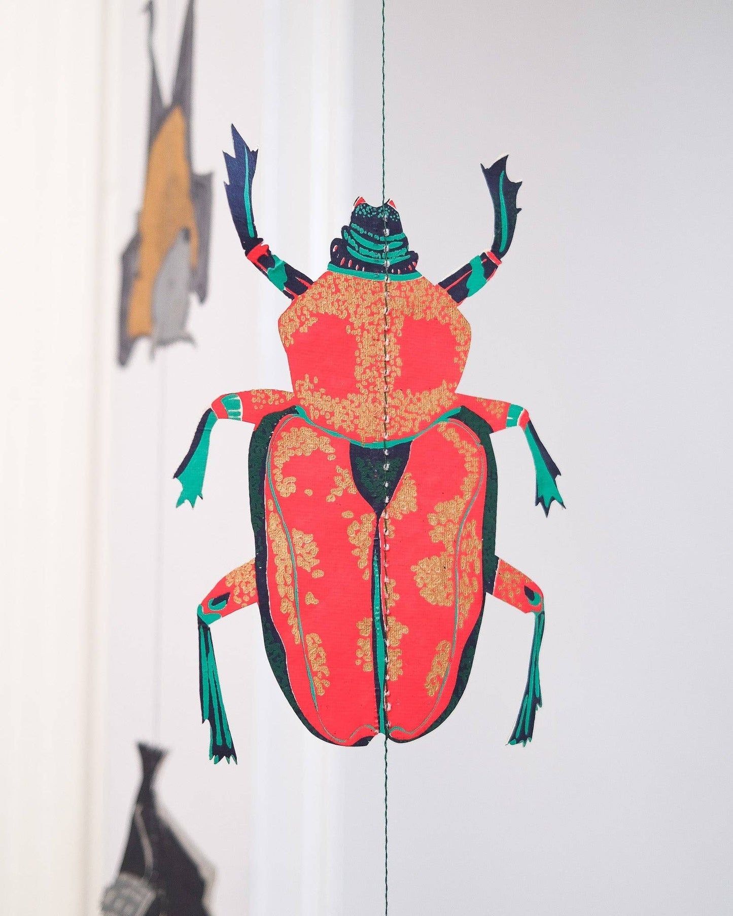 INSECTS VERTICAL DECOR