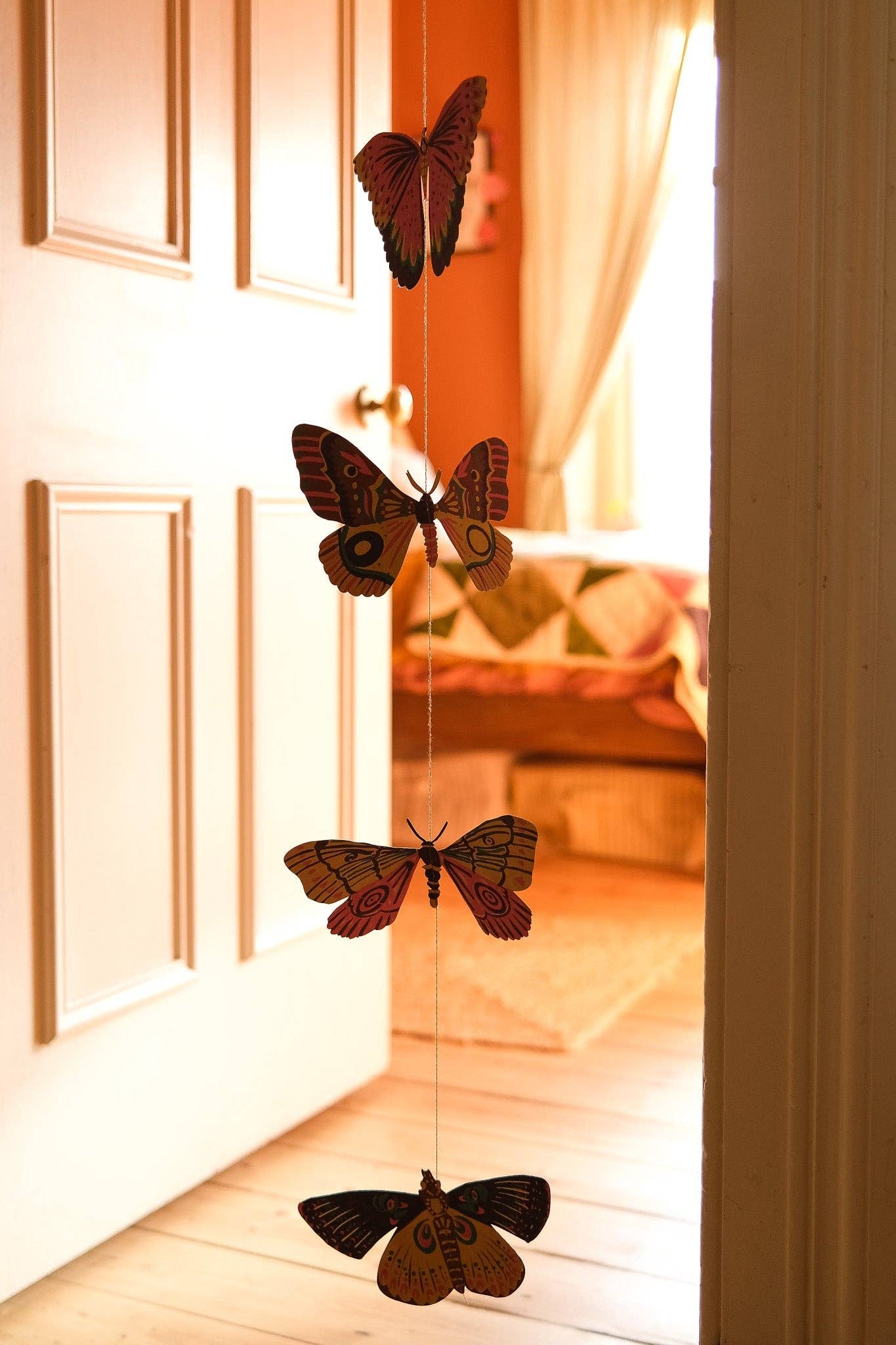 BUTTERFLY VERTICAL DECOR