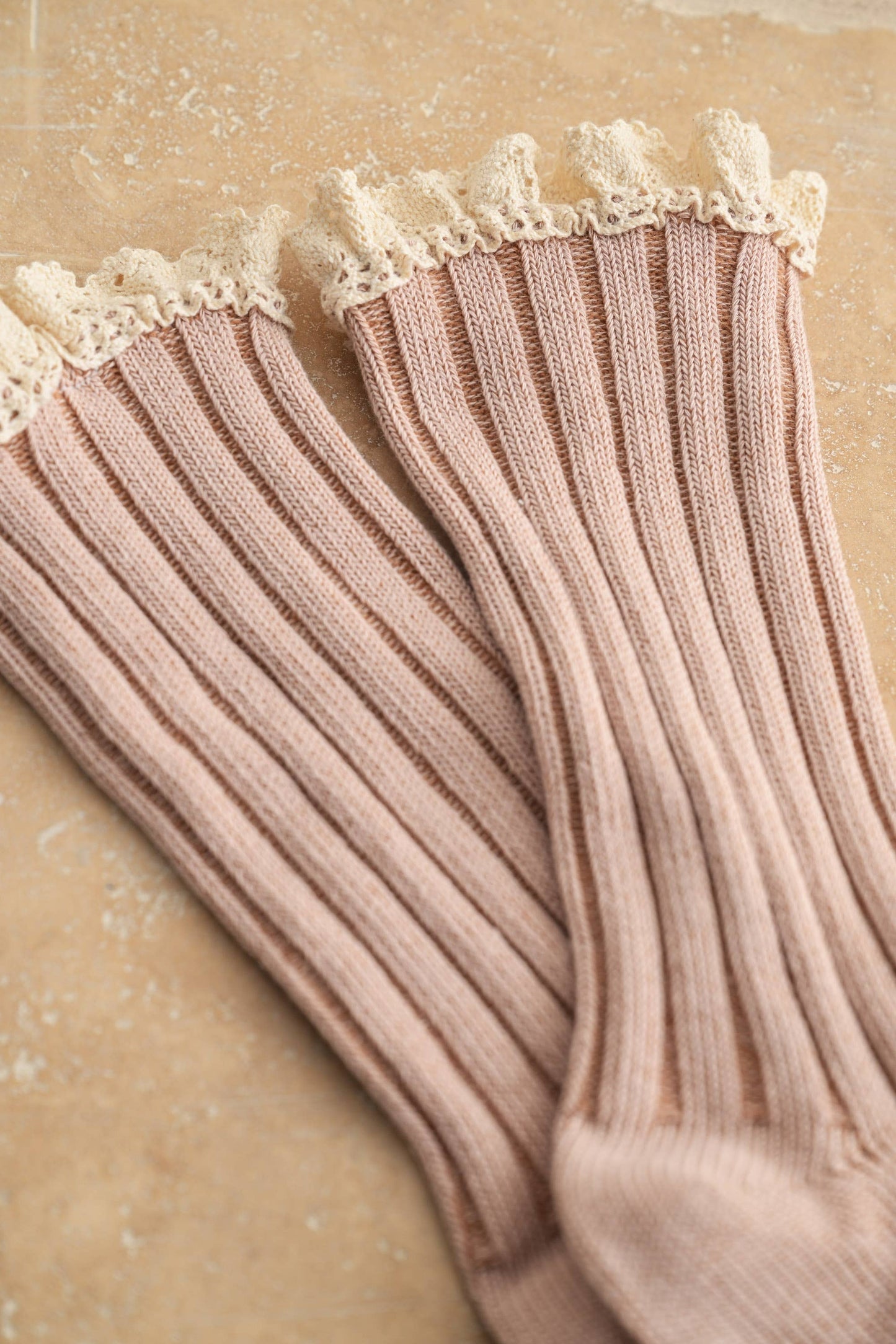 CROCHET TRIM SOCKS