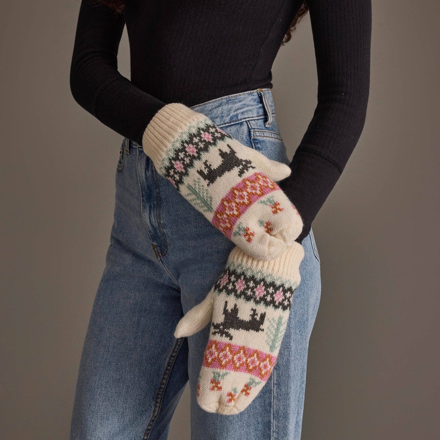 Ivory Deer Mittens