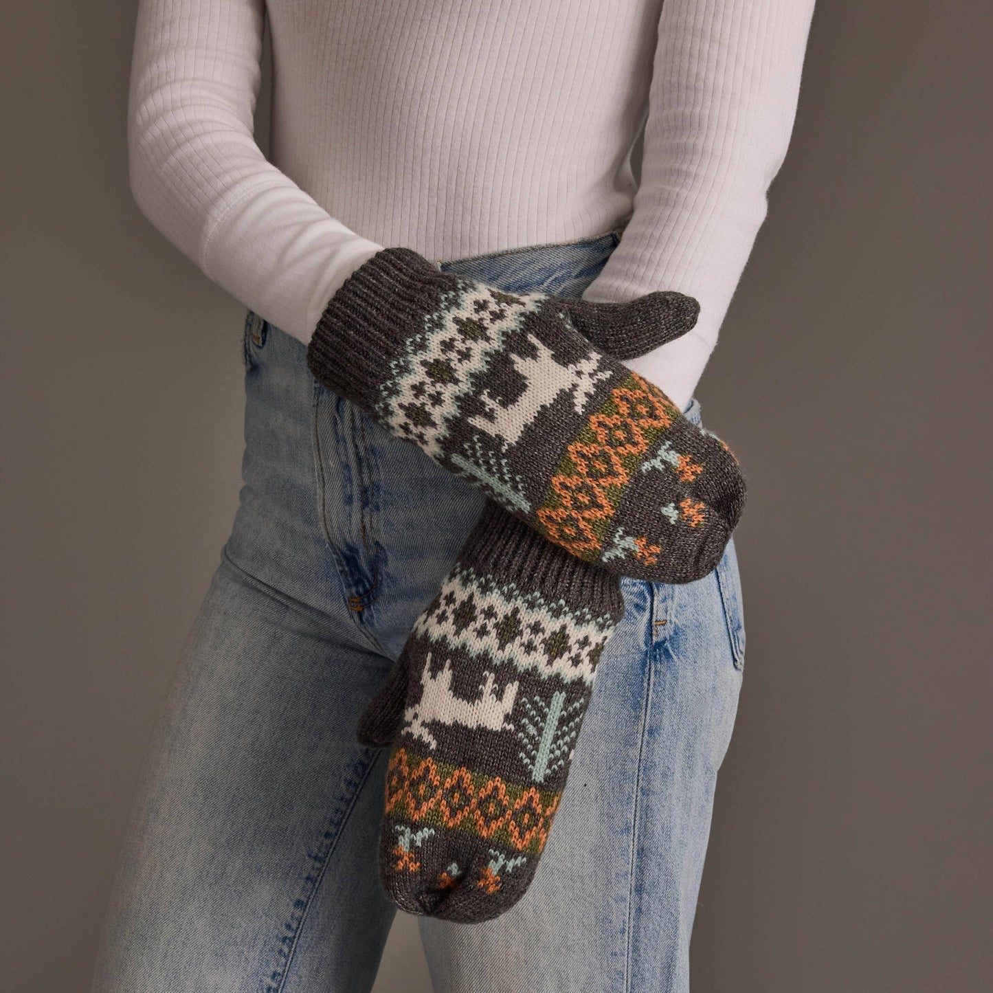 Gray Deer Winter Mittens