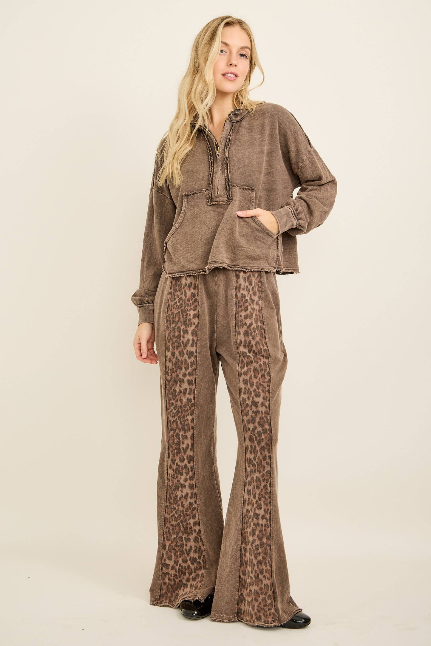 Kangaroo Pocket Top