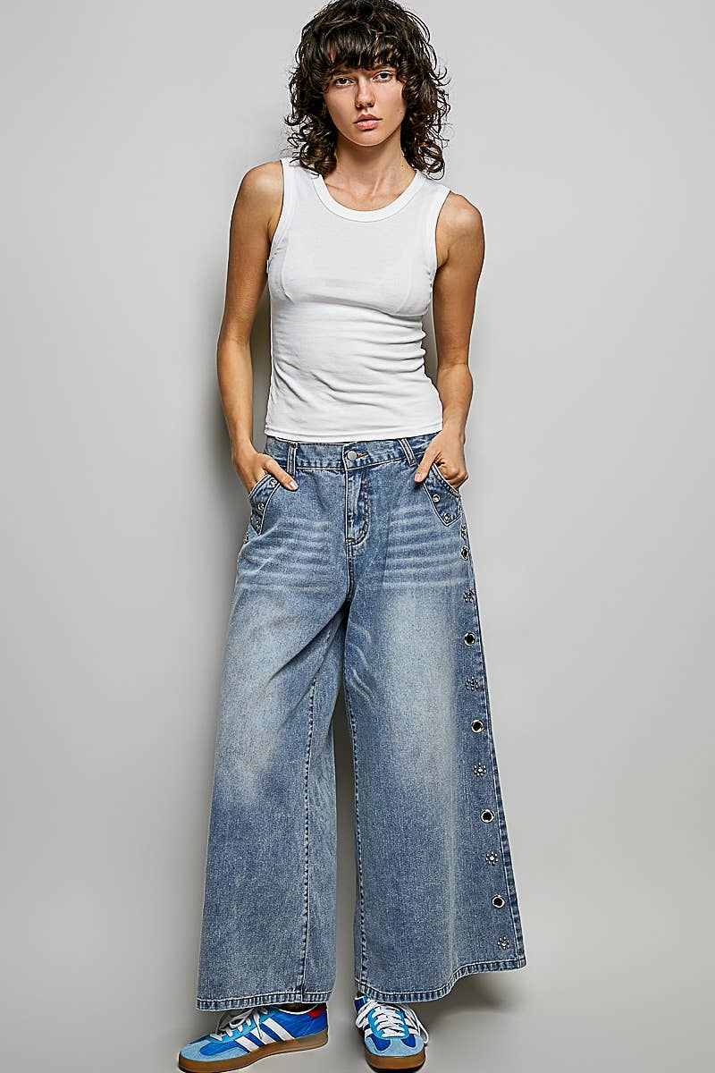 Pol: Eyelet Studded Jeans