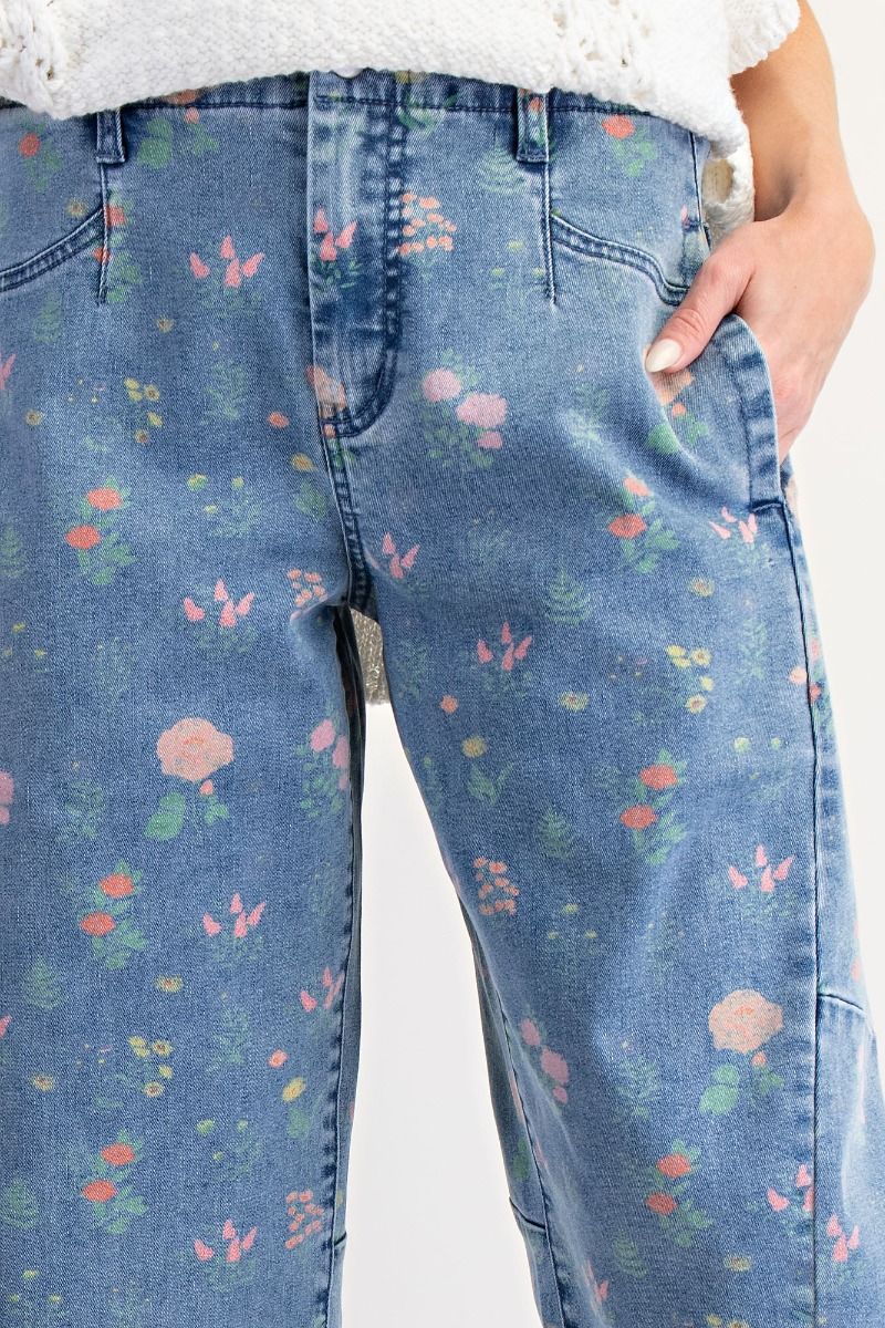 Floral Print Barrel Jeans