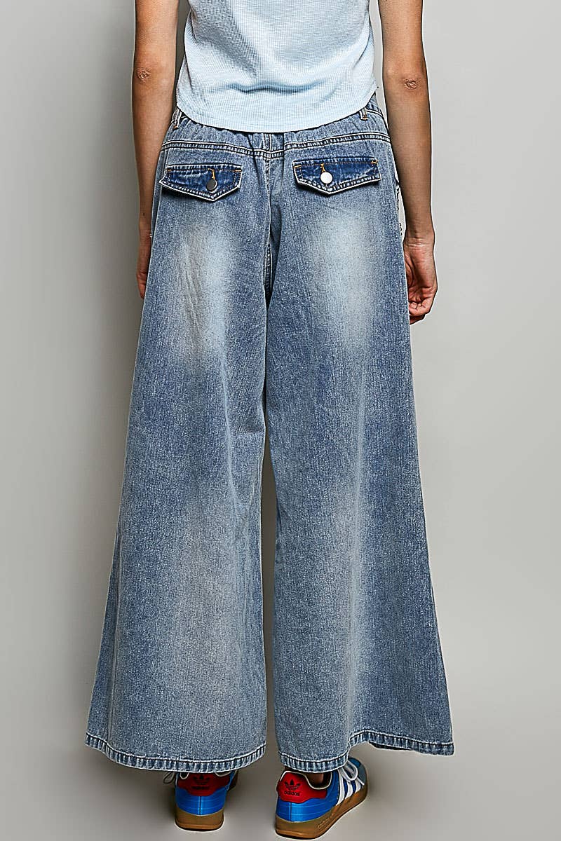 Pol: Eyelet Studded Jeans