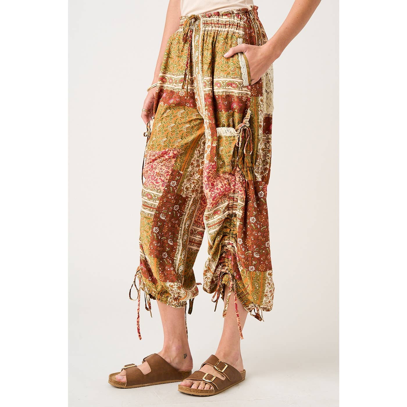 PATCH PRINT PANTS