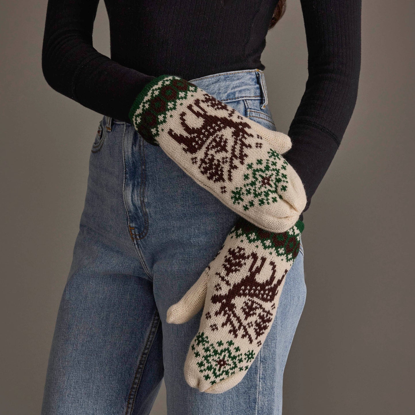 Cream Deer Mittens