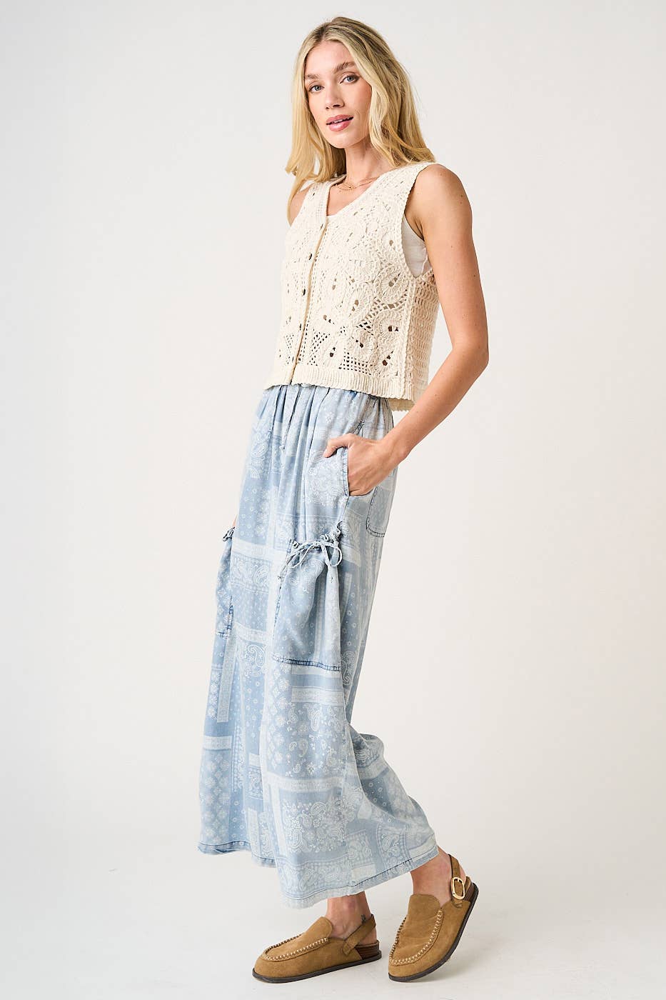 PAISLEY PRINT PANTS