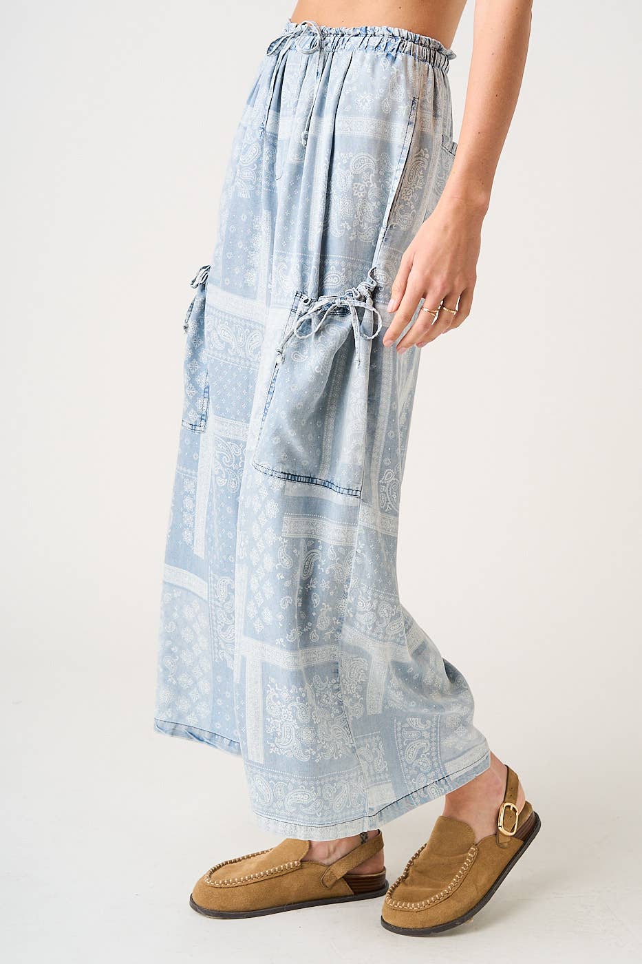 PAISLEY PRINT PANTS