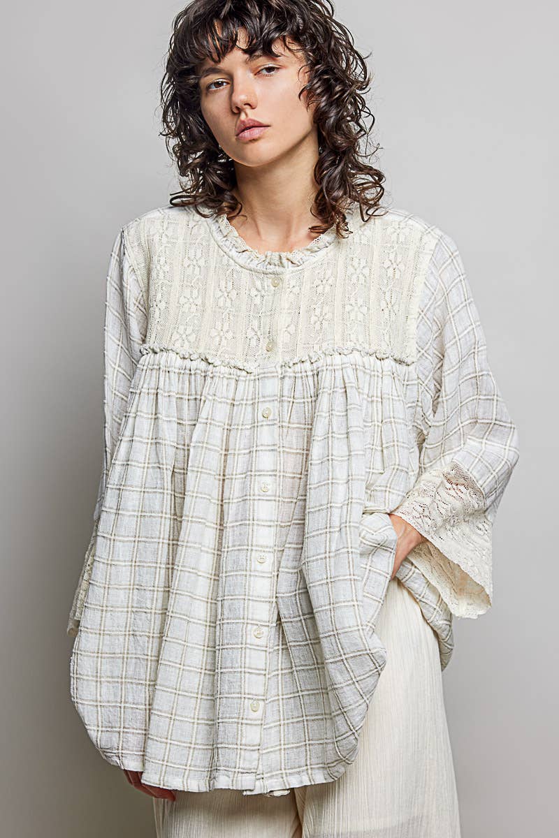 POL: Flowy Lace  Blouse