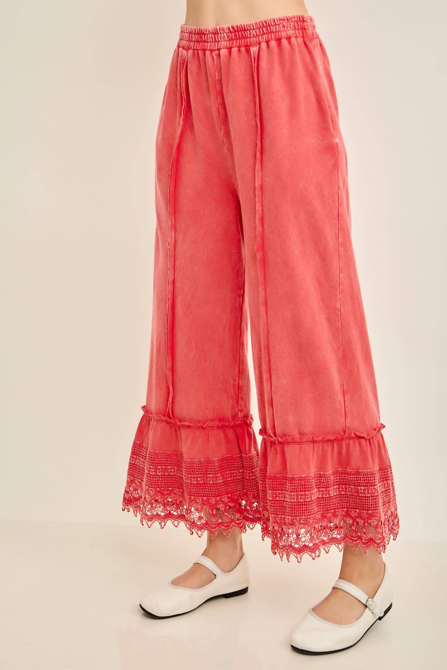 Lace Trim Cropped Pants