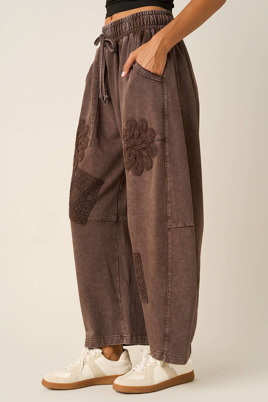 CROCHET PATCH BARREL SWEATS