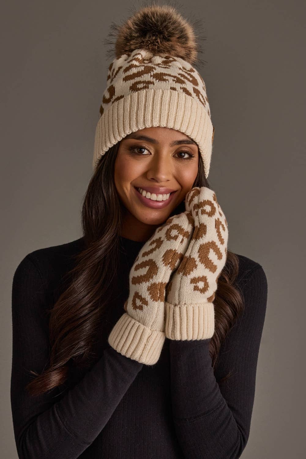 Cream Leopard Mittens