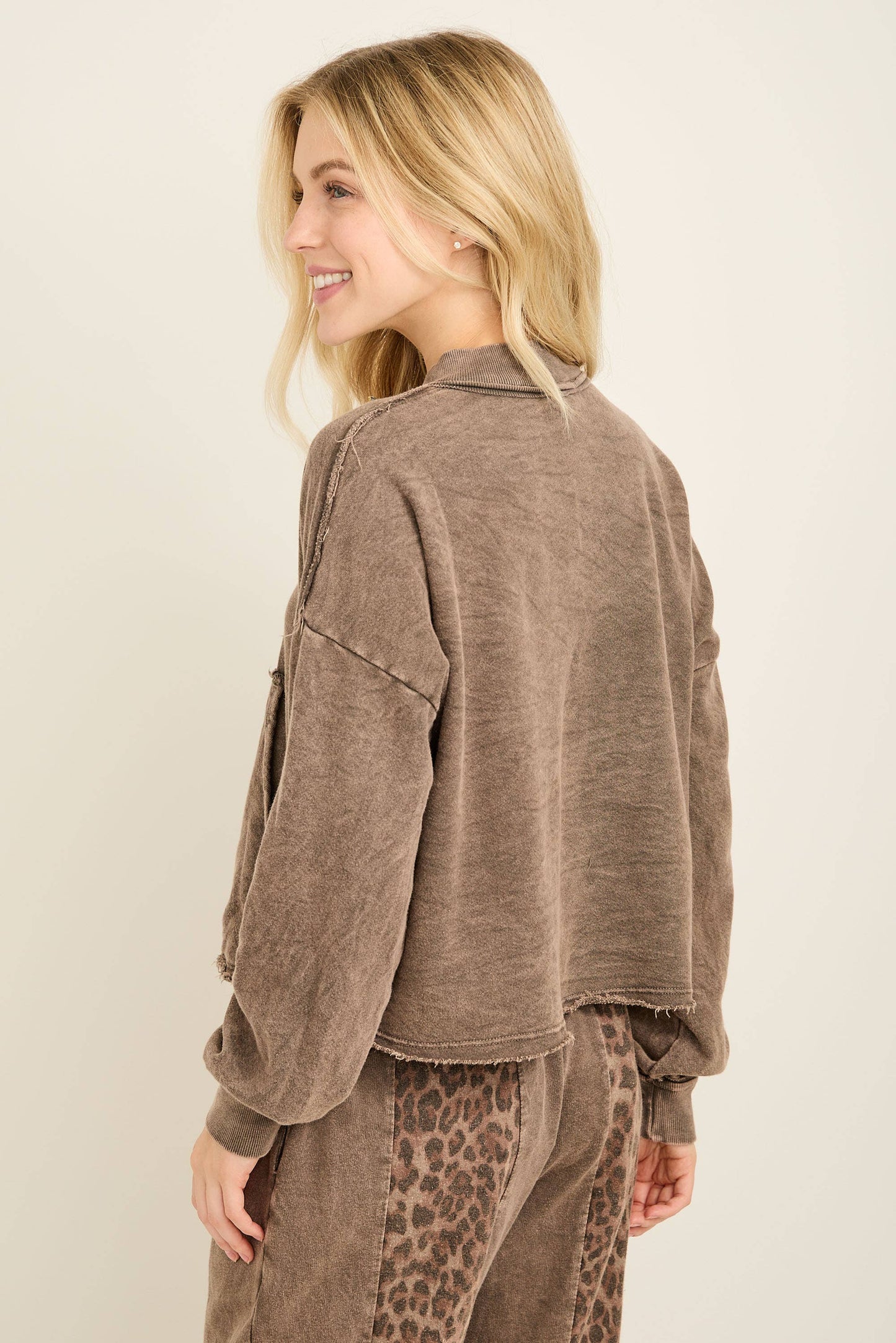 Kangaroo Pocket Top
