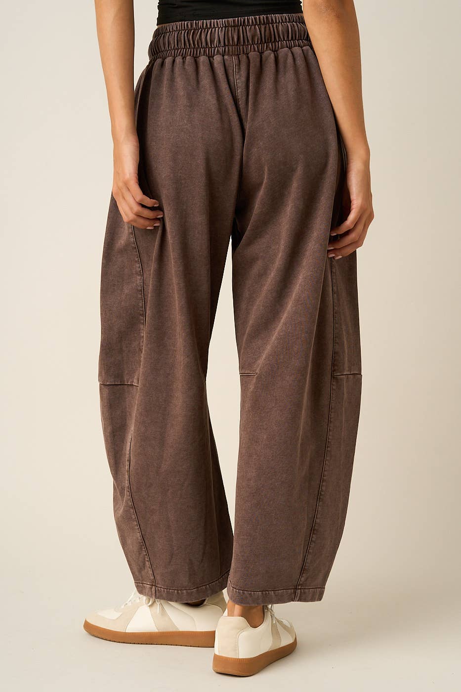 CROCHET PATCH BARREL SWEATS