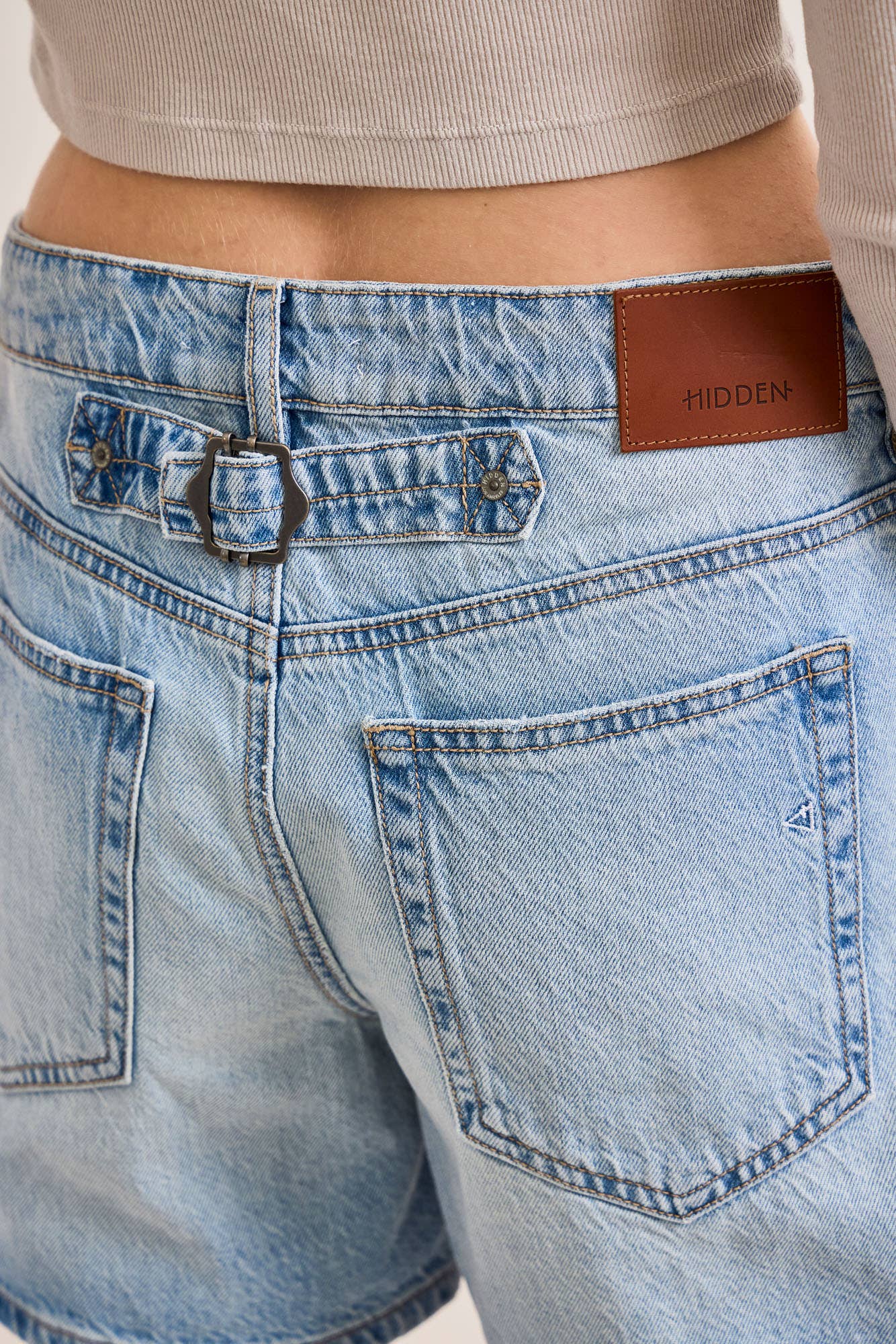 SAMMIE BARREL SHORTS