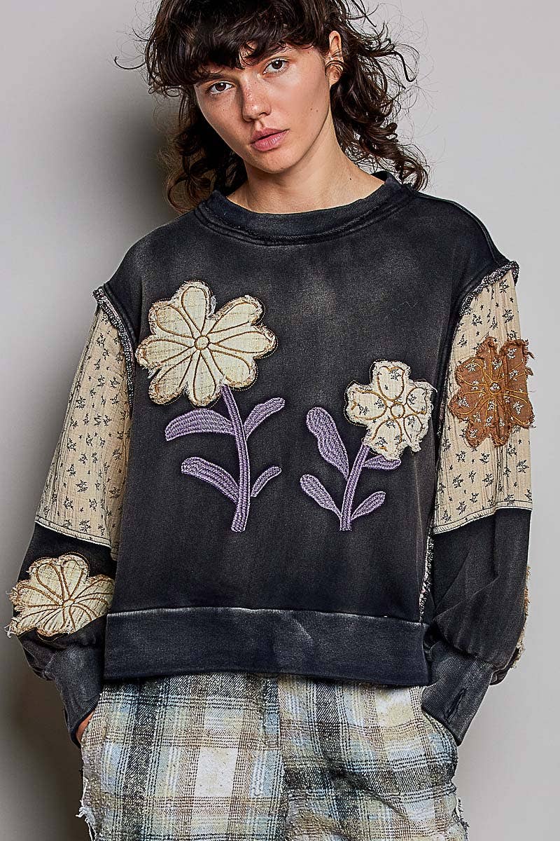 Moody Floral Sweatshirt