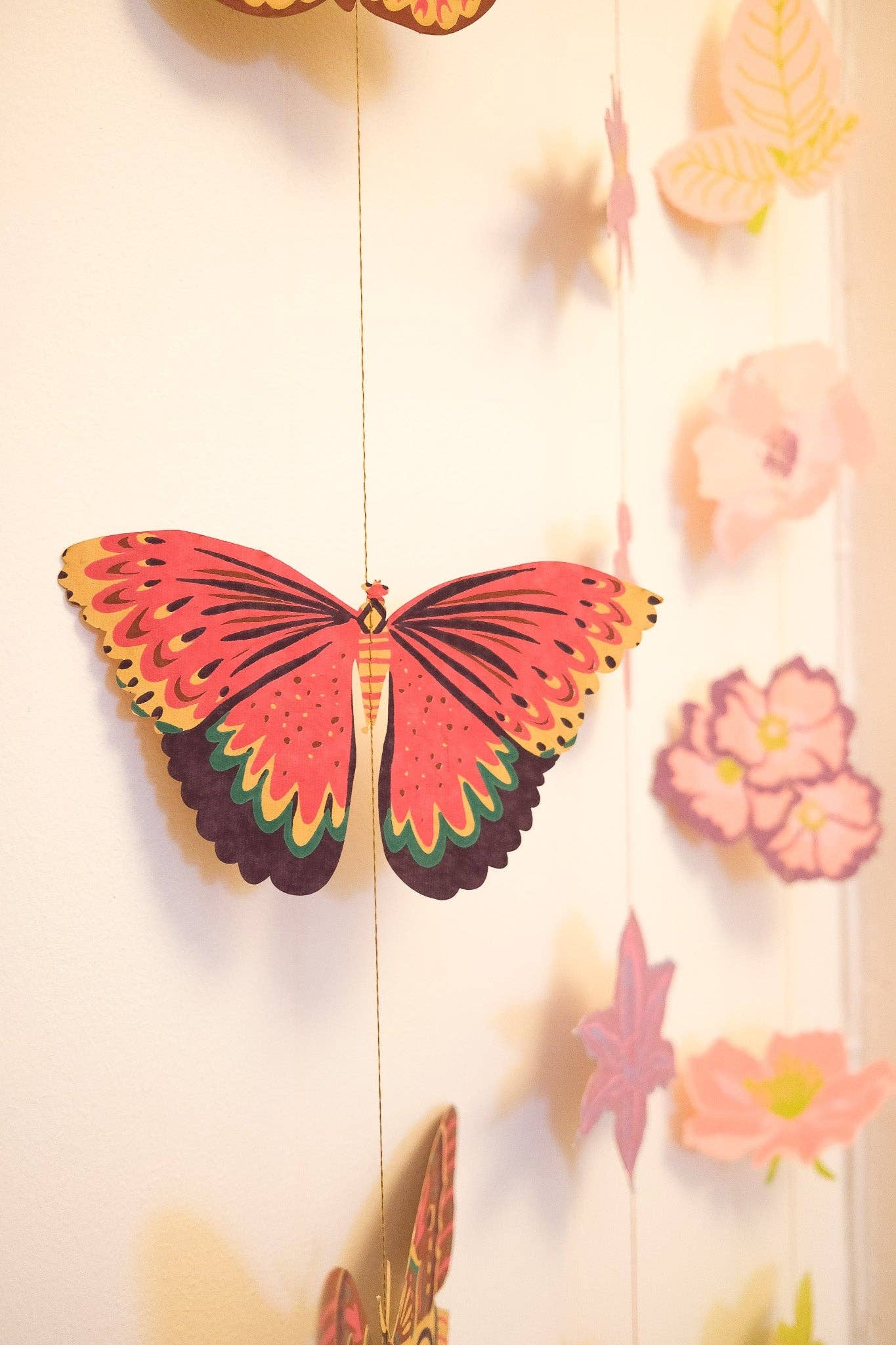 BUTTERFLY VERTICAL DECOR