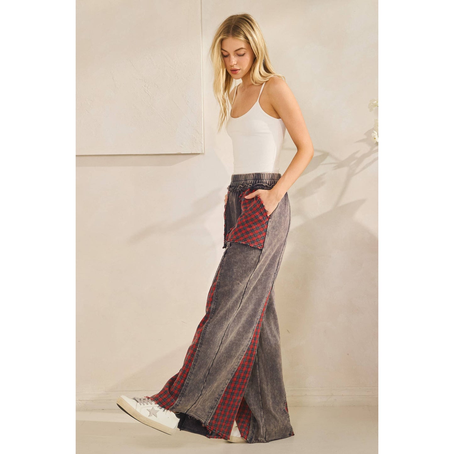 GRUNGE PLAID WIDE-LEG PANTS